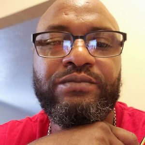 Meet your Posher, Gregory